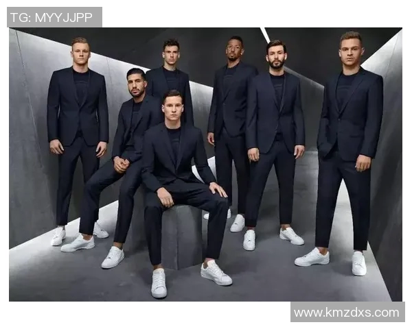 足球明星身着西装现身机场展现时尚魅力与运动风范的完美结合